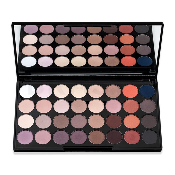 Makeup Revolution Flawless Matte 2 Ultra Eyeshadow Palette paletă cu farduri de ochi 20 g